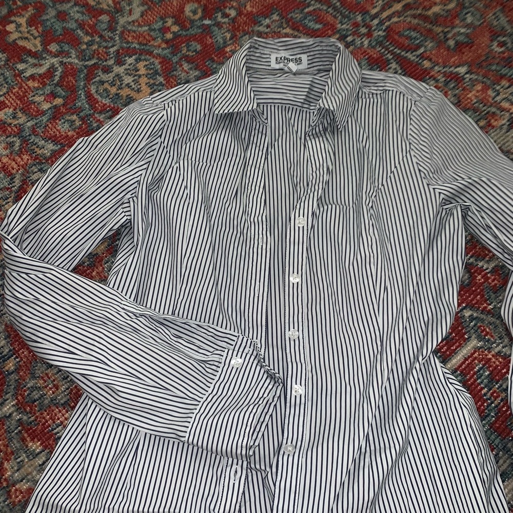 Women’s Slim-Fit Express Dress shirt
